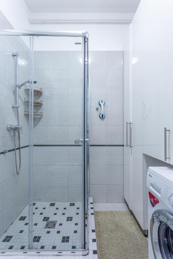 Goldcentral Apartment Grand Boulevard Βουδαπέστη Εξωτερικό φωτογραφία